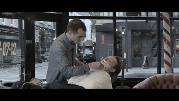 Proraso barbiere che rade